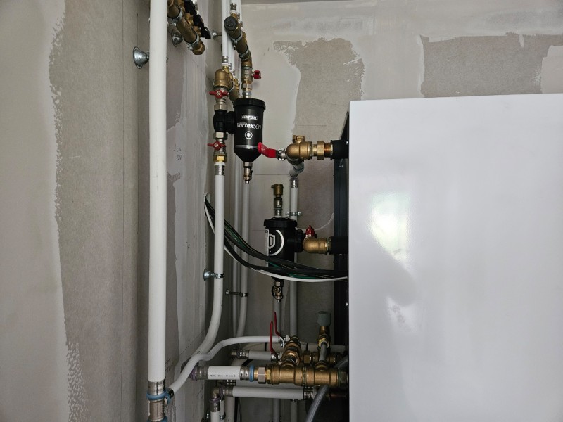 installation d'une pompe à chaleur air-eau Atlantic à lindebeuf