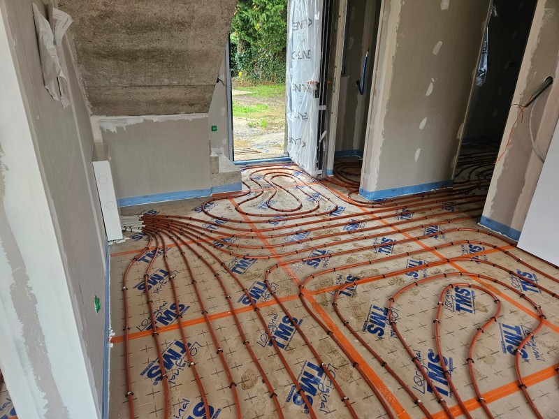 Pose d'un plancher chauffant dans une maison neuve à côté d'Yvetot 76